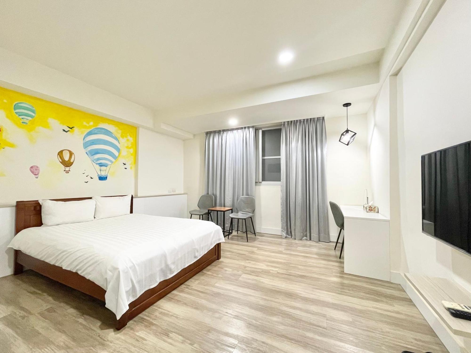 Moment Inn Tainan Esterno foto