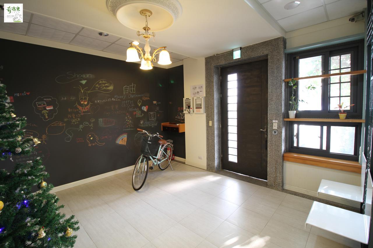 Moment Inn Tainan Esterno foto